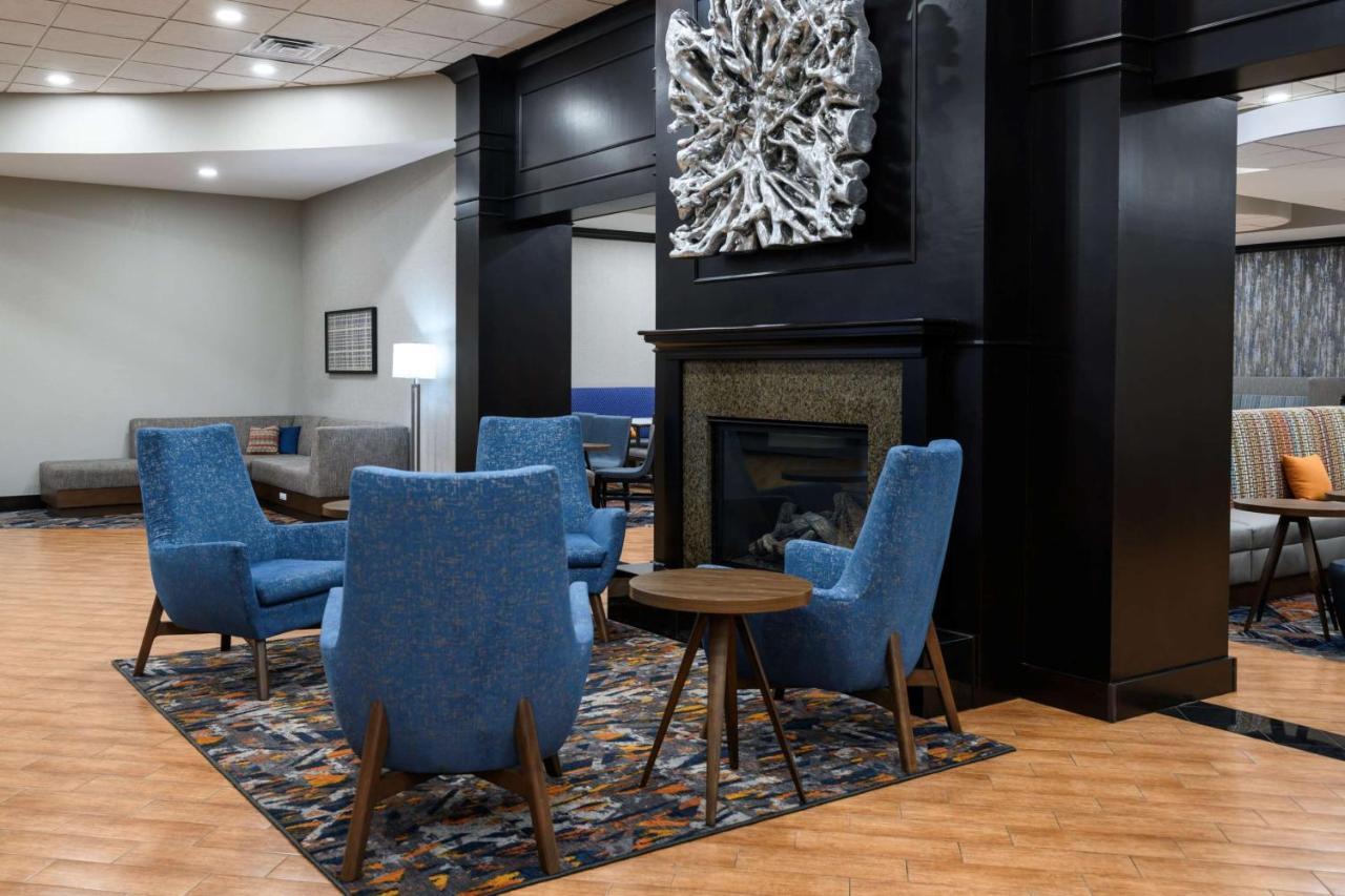 Hampton Inn Evansville Airport Exterior foto